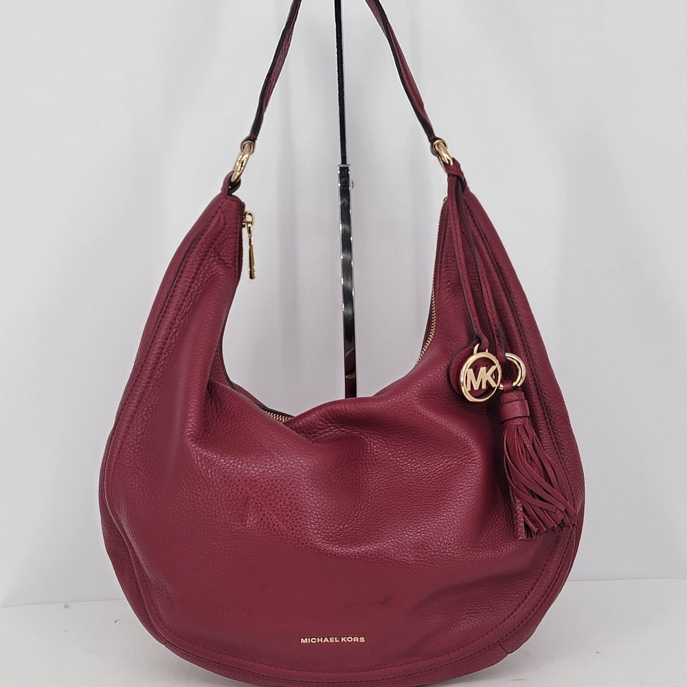 Michael Kors Pebbled Leather Hobo Bag Burgundy Wine‎ Gold Hardware Tassel Charm